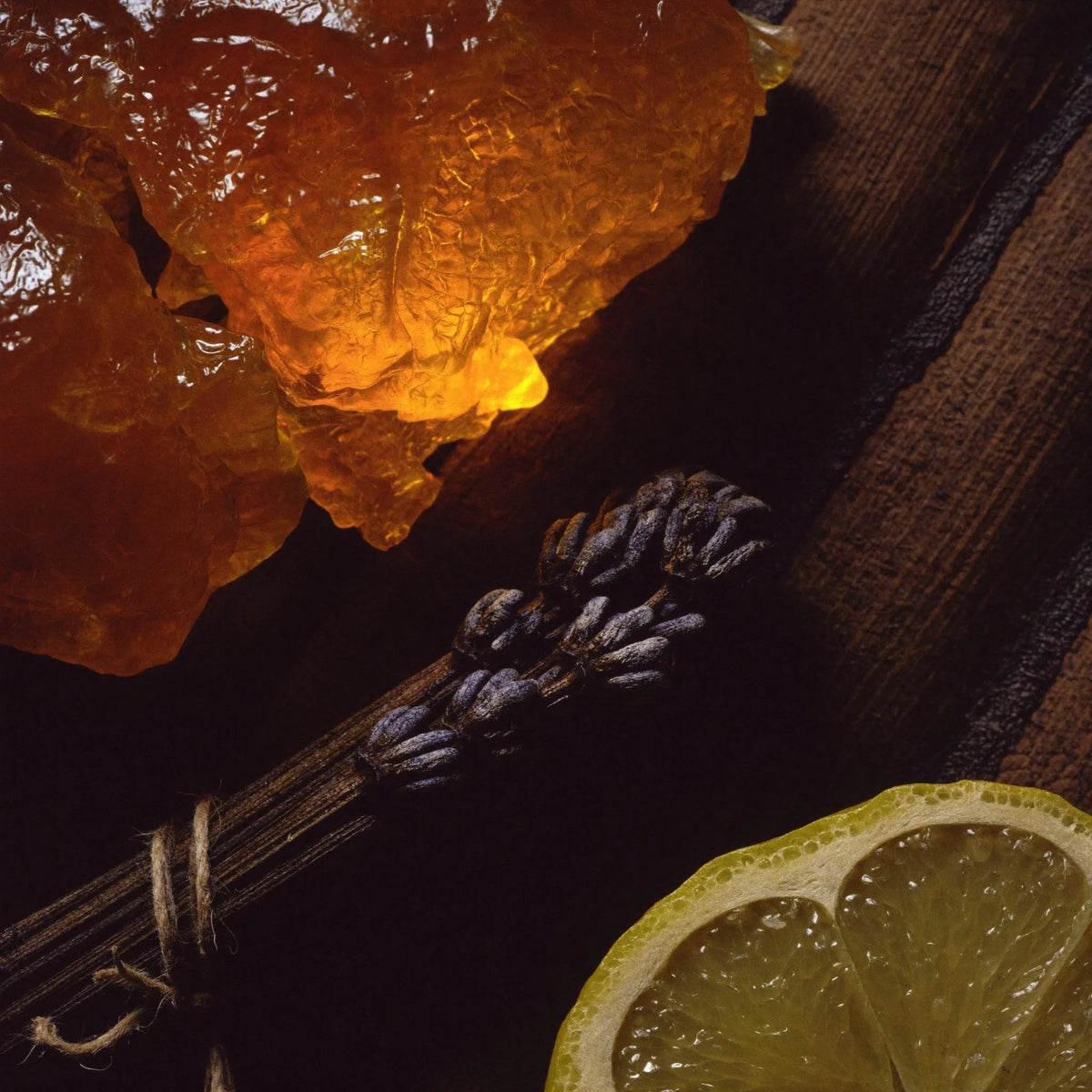scent bergamot lavender amber woods